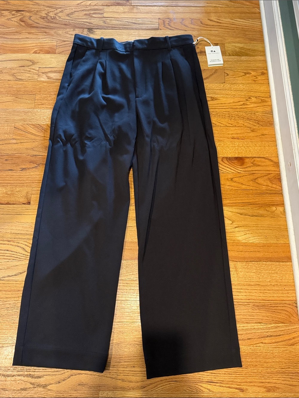 Tailored Wide-Leg Black Trousers with Front Pleats nwt sz 14